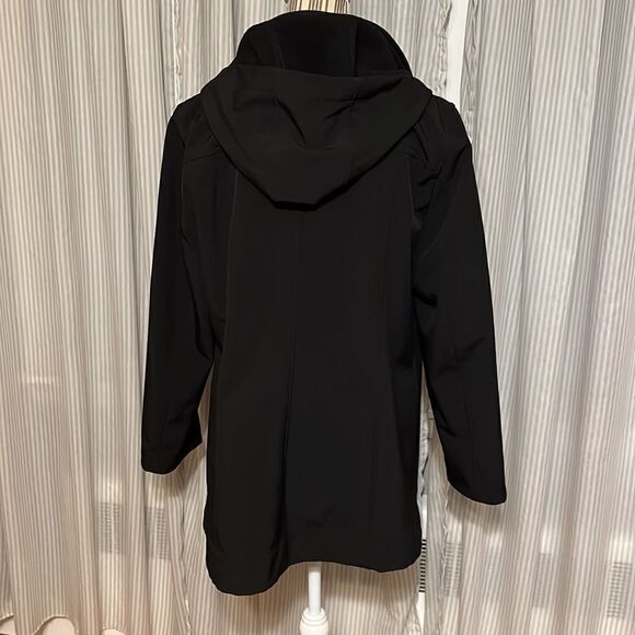 Andrew Marc Water Resistant Women’s Jacket. XL - Picture 2 of 8